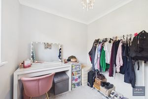 Photo 25- click for photo gallery